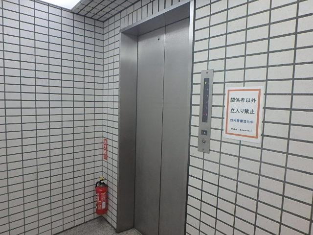 ホール②