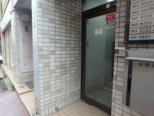 大室ビルエントランス②