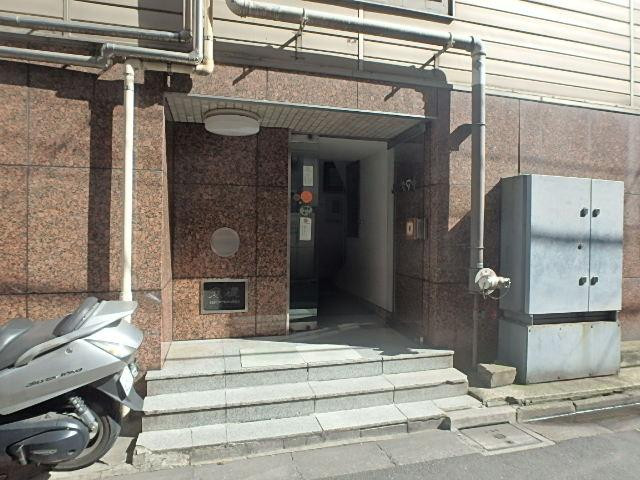 ヤマダビルエントランス②