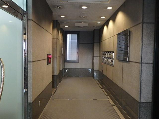 ホール①