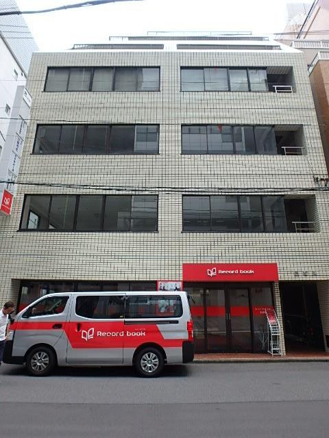 巴ビル外観①(メイン)