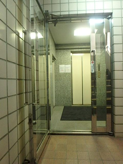 ダイナミックビルエントランス①