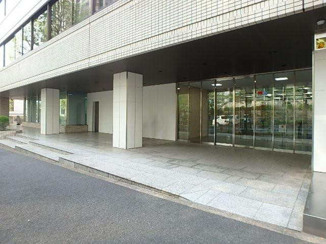 エントランス①