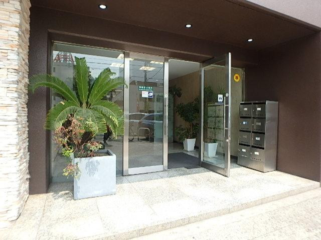 市ヶ谷野村ビルエントランス②