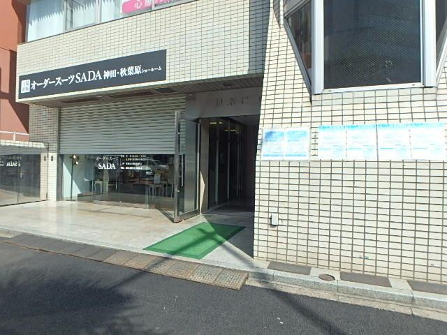 清水ビルエントランス①