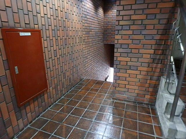 ワダビルホール②