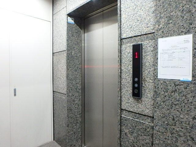 ホール②