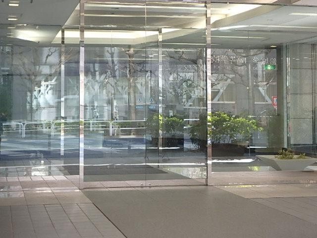 神田竹尾ビルエントランス②