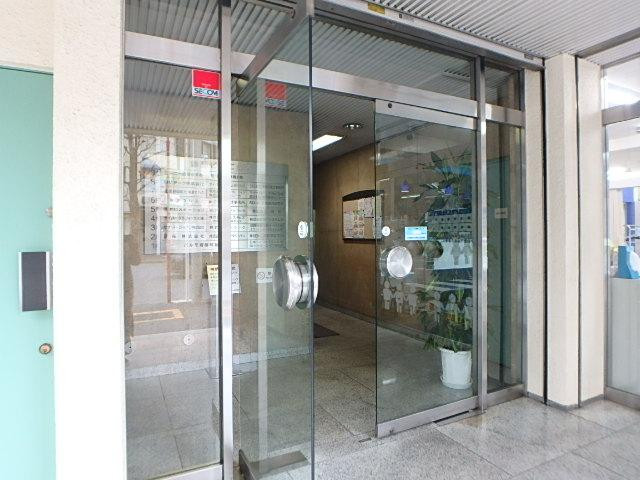 エントランス②