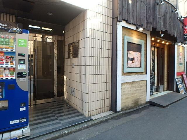 エントランス①