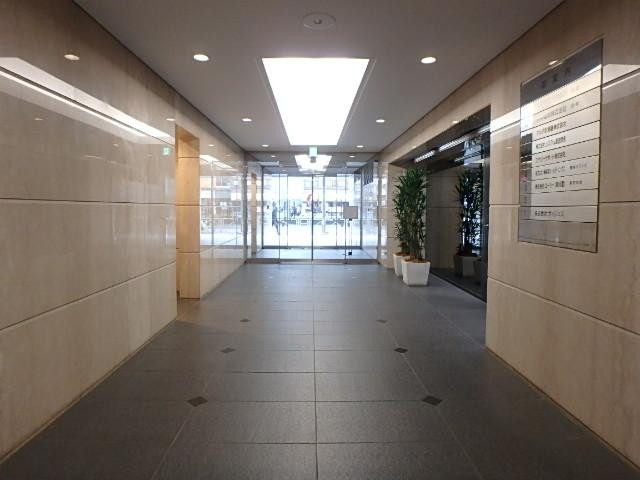 ホール④