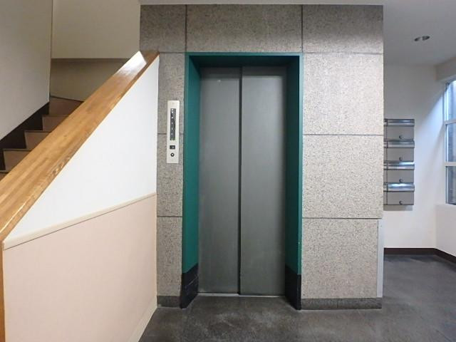 秋葉原センタービルホール②