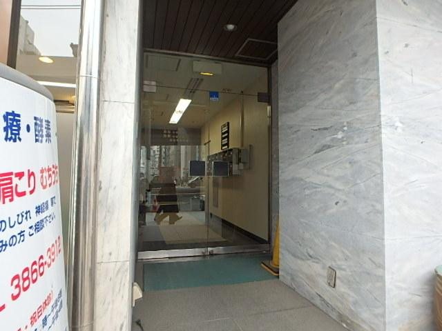 奥田ビルエントランス②