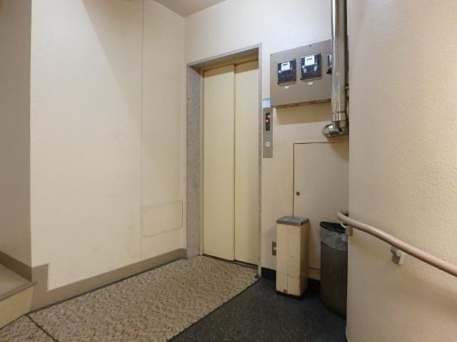 奥田ビルホール②