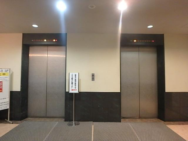 ホール②