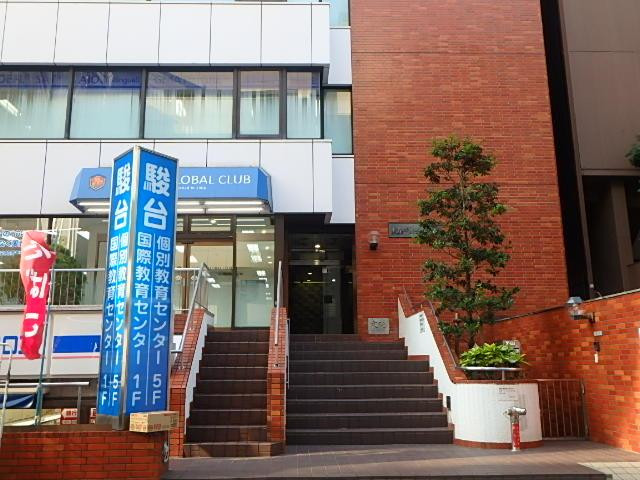 お茶の水中央ビルエントランス①