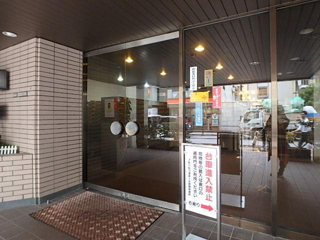 アルベルゴお茶ノ水エントランス③