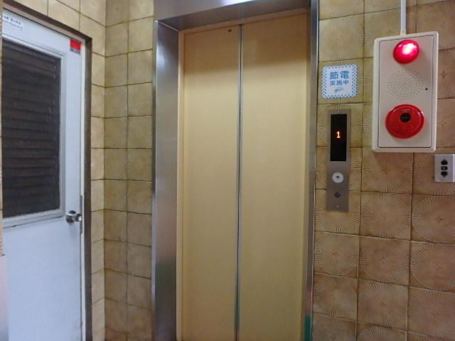 荒井ビルホール②