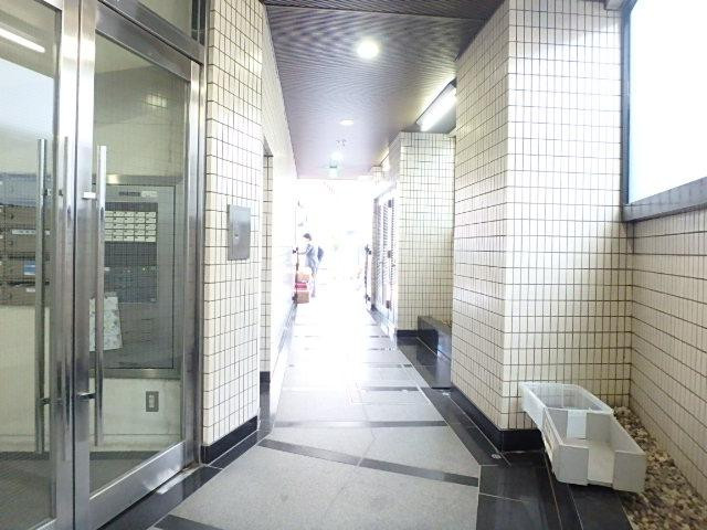 兼七神田小川町ビルエントランス④
