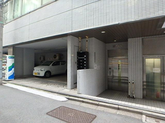 Ｍ＆Ｃビルエントランス①