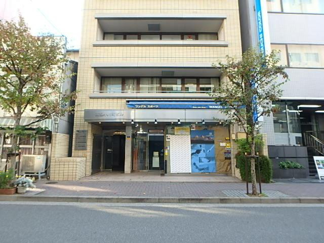 エントランス①