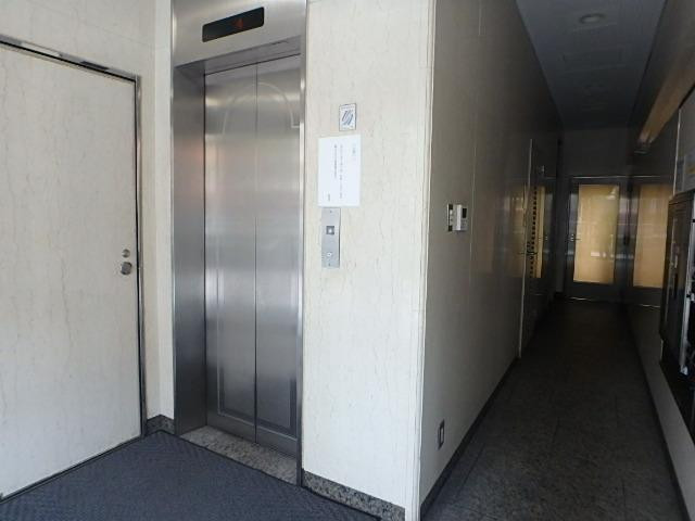 オプティクスビルホール①