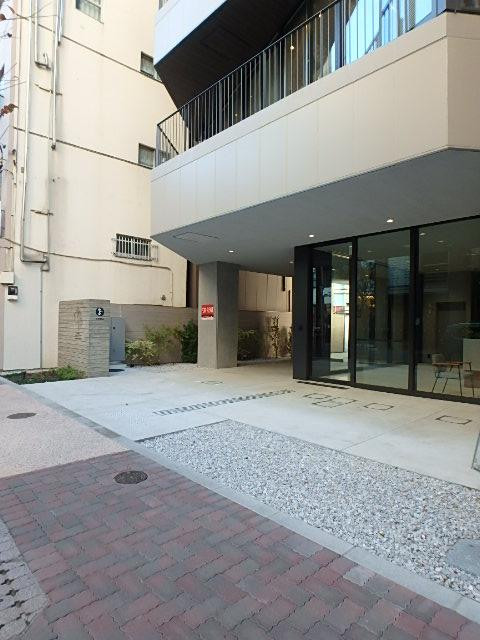 エントランス①