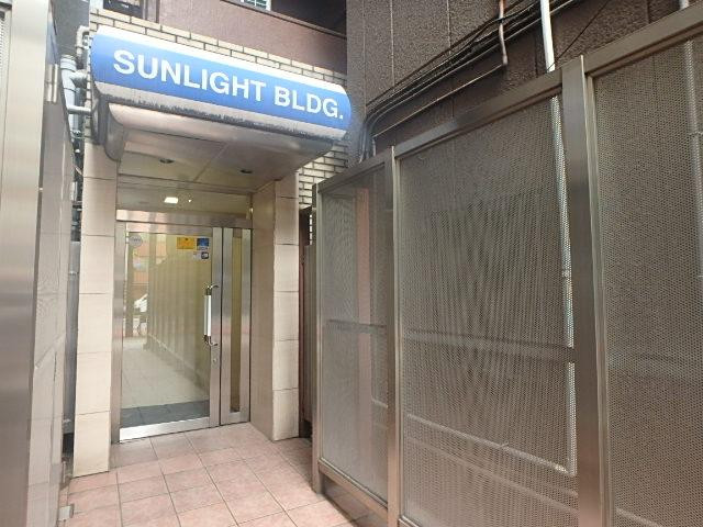 サンライトビルエントランス②