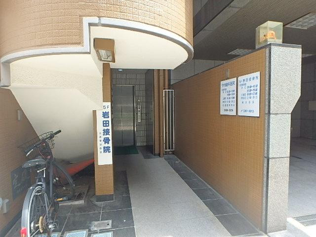 岩田ビル／ＥＦＦＩＣＥ神保町エントランス②