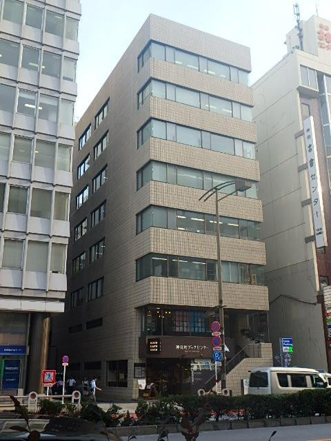 岩波書店アネックスビル外観①(メイン)