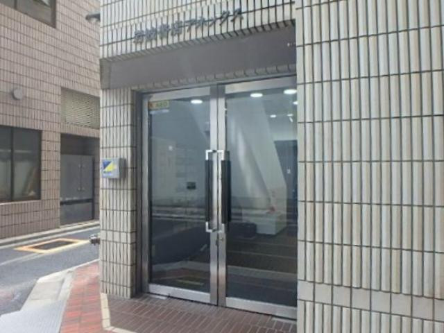 岩波書店アネックスビルエントランス②
