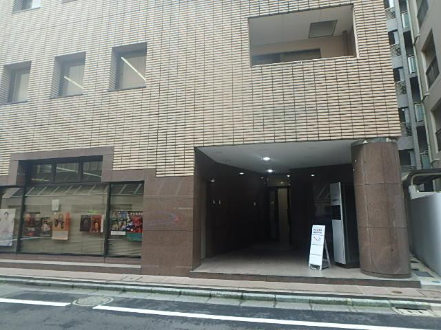 エントランス①