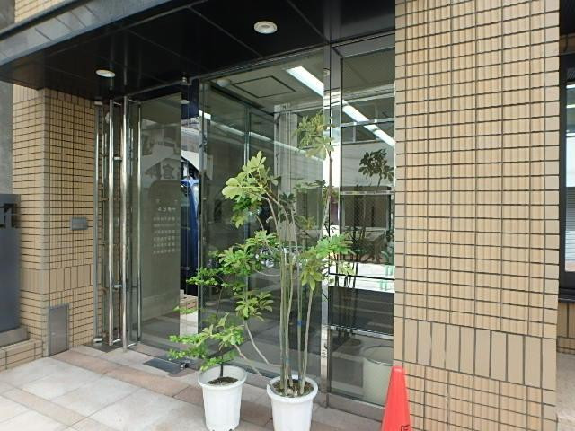 十歩ビルエントランス②