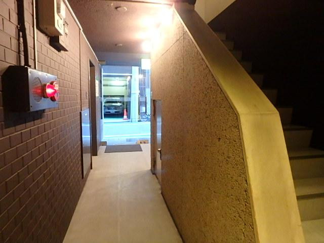 山房ビルホール③
