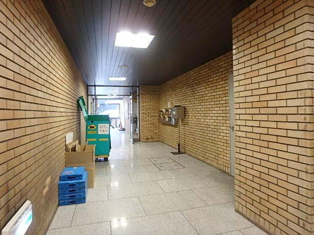 淡路町駅前ビルホール③
