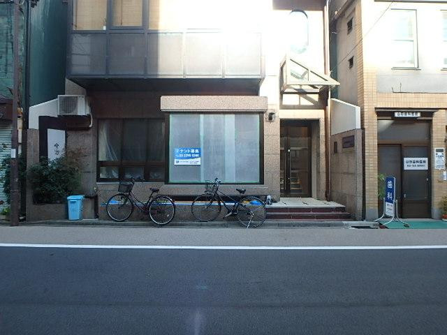 神田須田町１１７ビルディングエントランス①