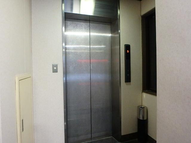 不動商事本社ビルホール③