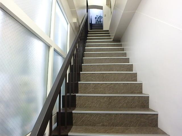 中林ビルホール①