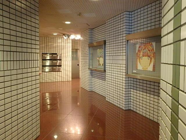 エフアンドエフロイヤルビルホール①