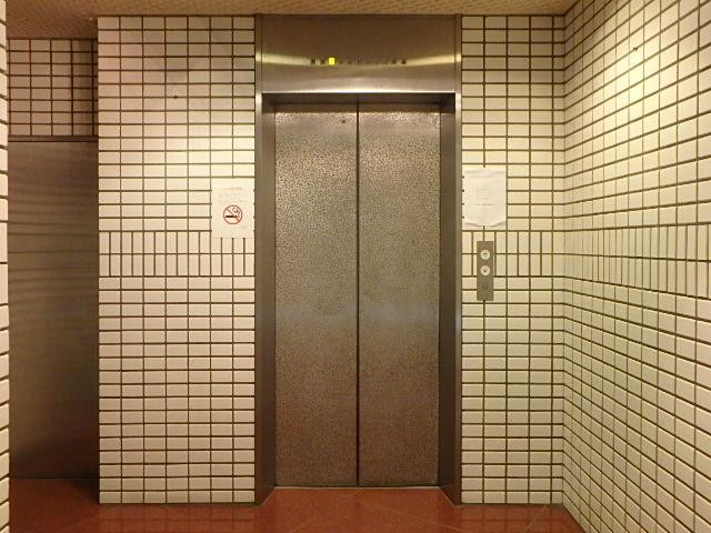 エフアンドエフロイヤルビルホール②