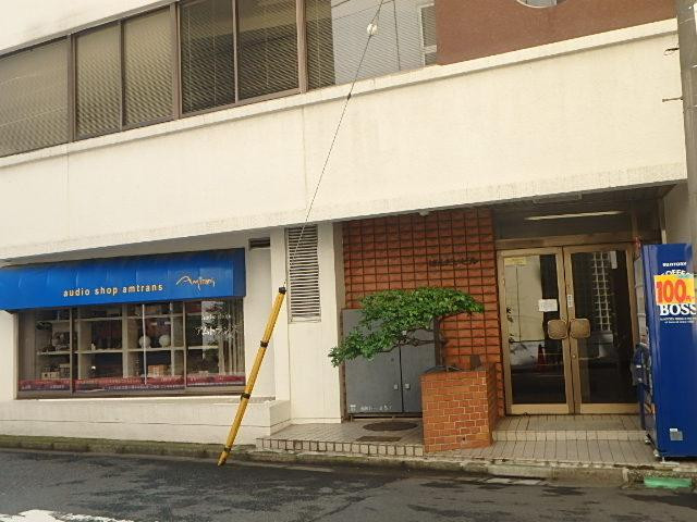 ばんだいビルエントランス①