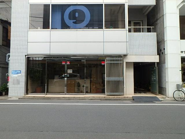 那智ビルエントランス①
