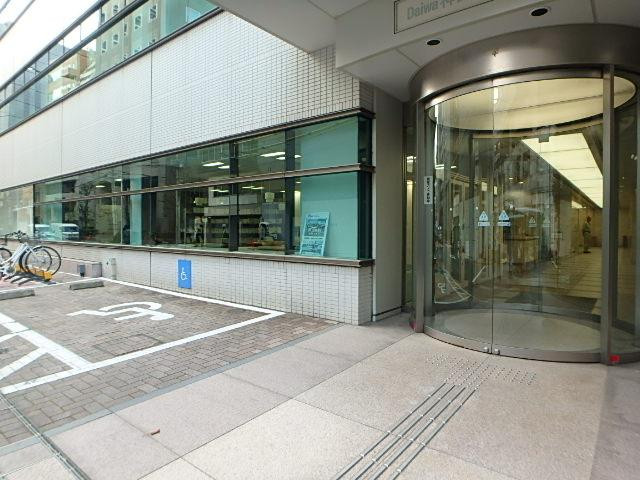 エントランス①