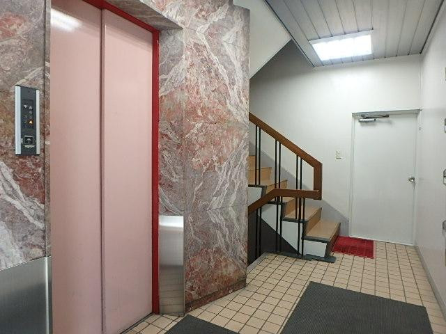 アツミビルホール①