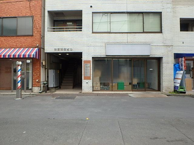 神田東栄ビルエントランス①
