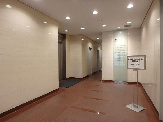 ホール①