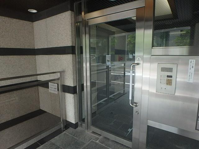 西神田ＹＳビルエントランス②