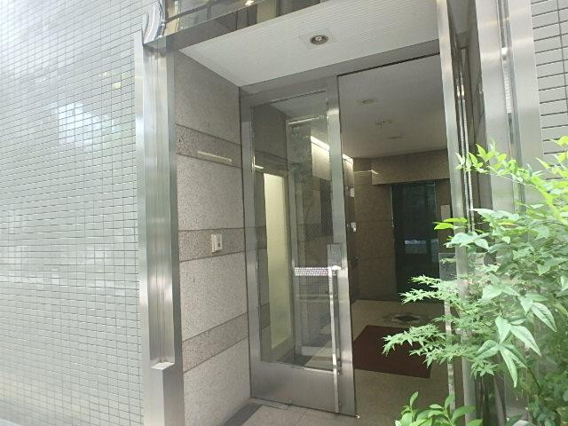 中西ビルエントランス②