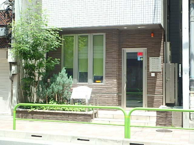ハタノビルエントランス①