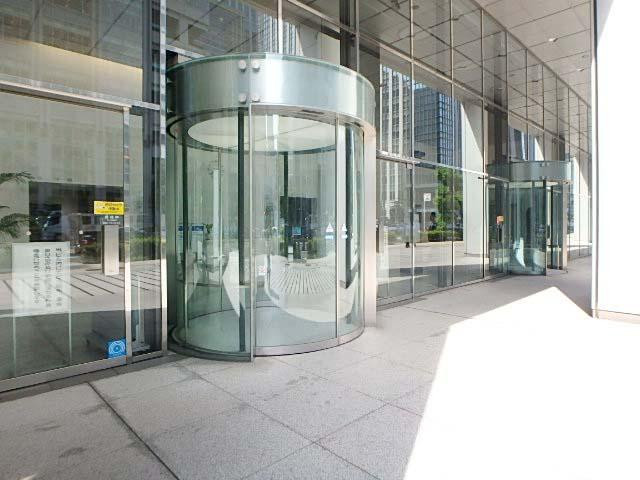 朝日生命大手町ビルエントランス③